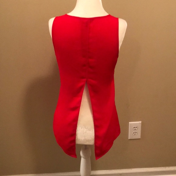 Express Top - Picture 2 of 2